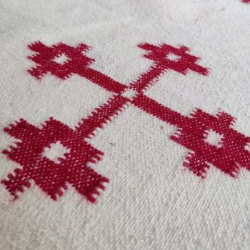 Cross Stiched Hand Woven Floor Rug Manufacturers in Uttar Pradesh